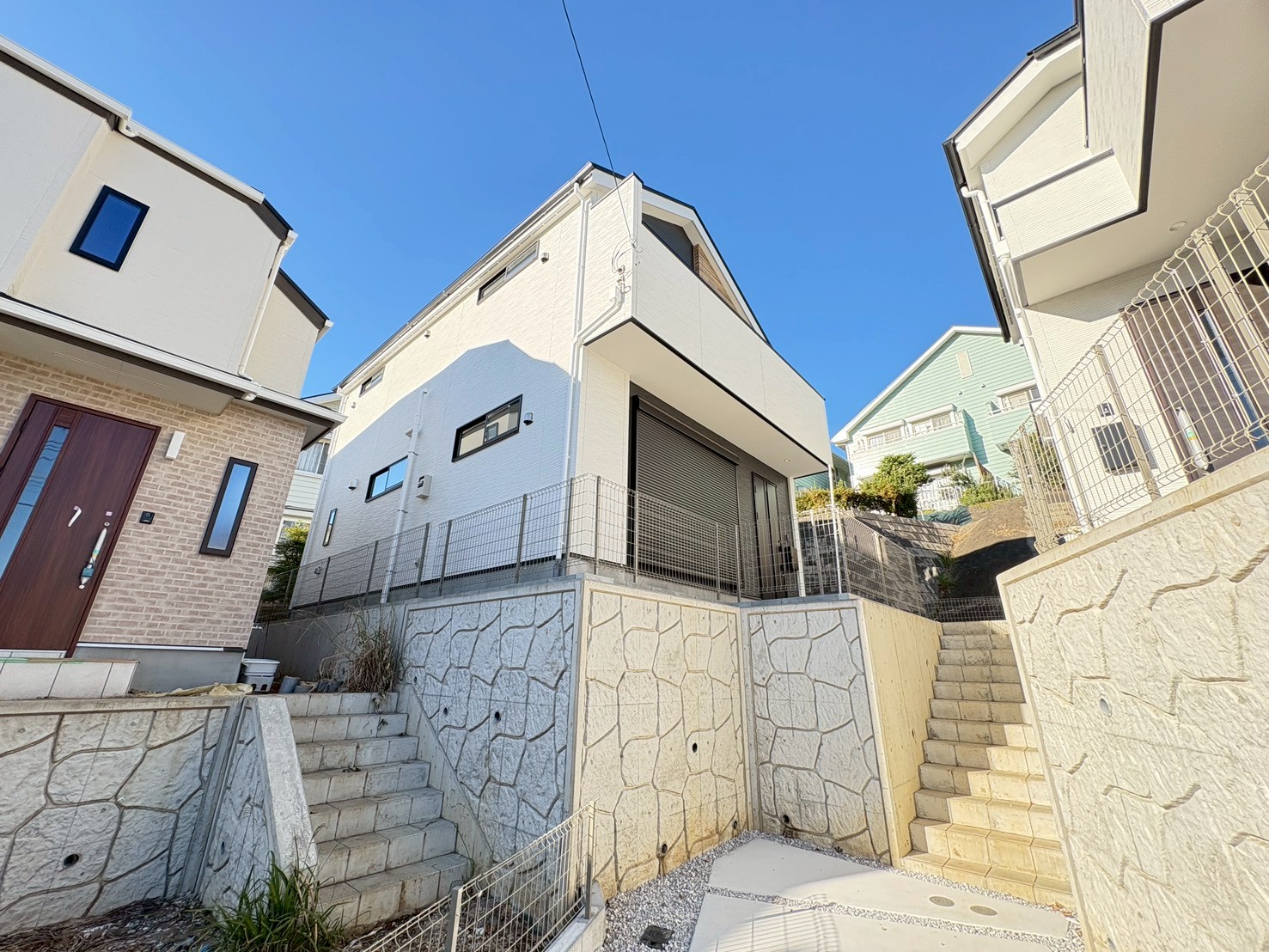 神奈川県横浜市青葉区荏子田１丁目