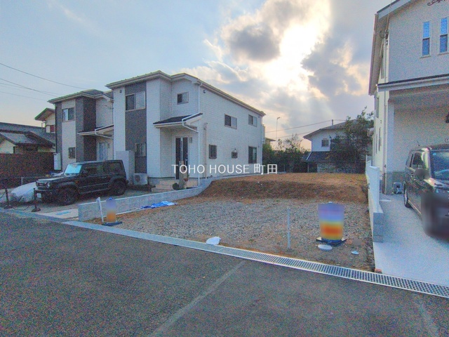 神奈川県厚木市鳶尾１丁目