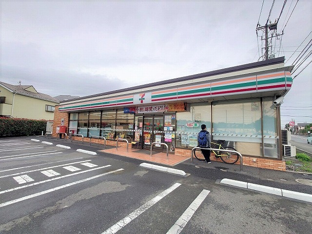 セブンイレブン 厚木恩名3丁目店 距離約850m