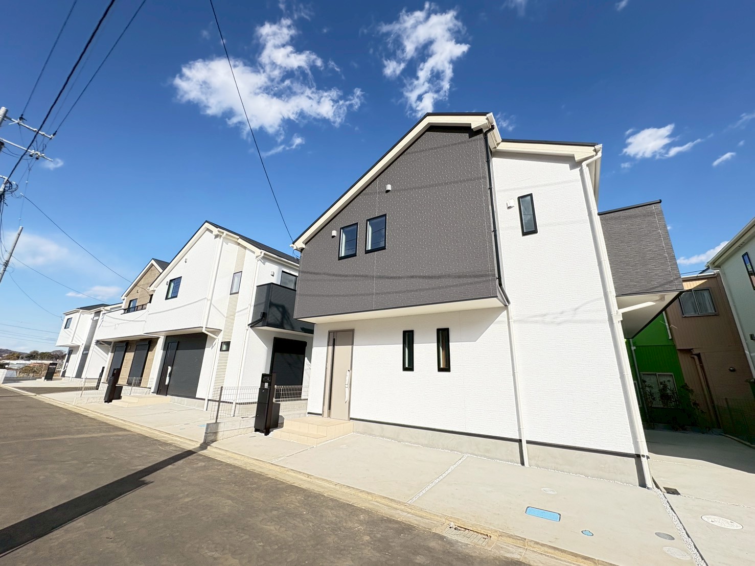 神奈川県厚木市林３丁目