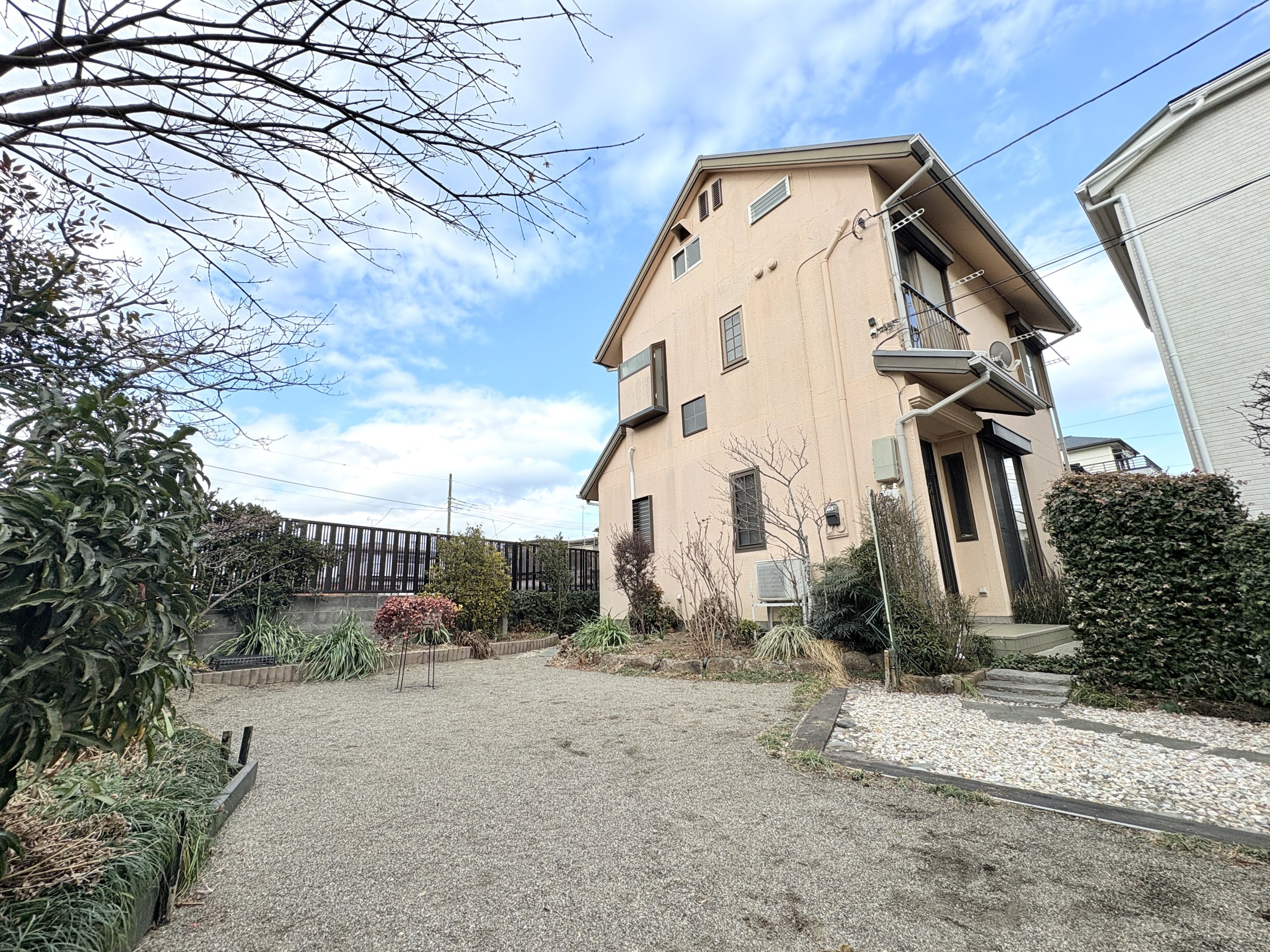 神奈川県大和市南林間８丁目