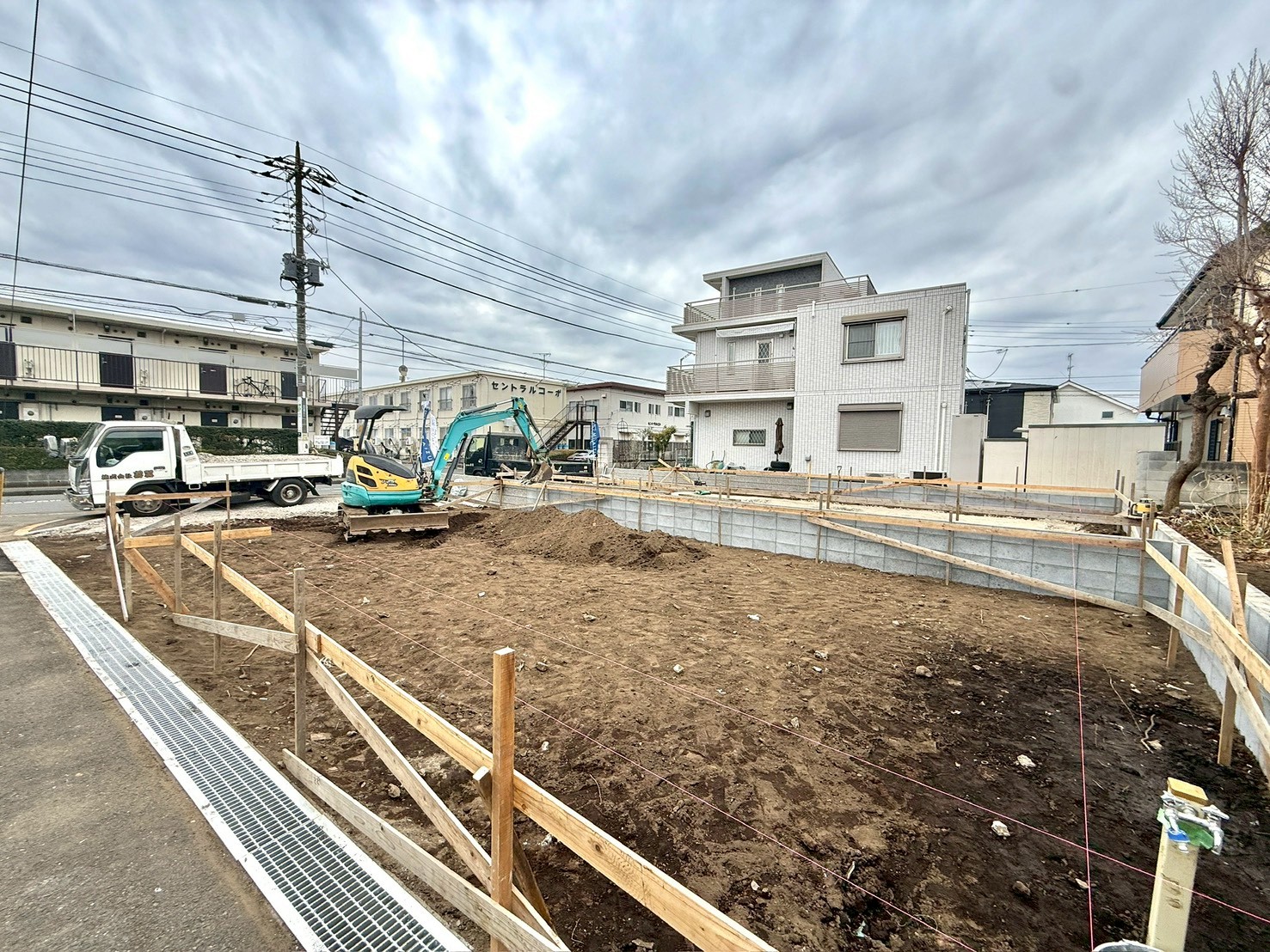 東京都日野市神明３丁目