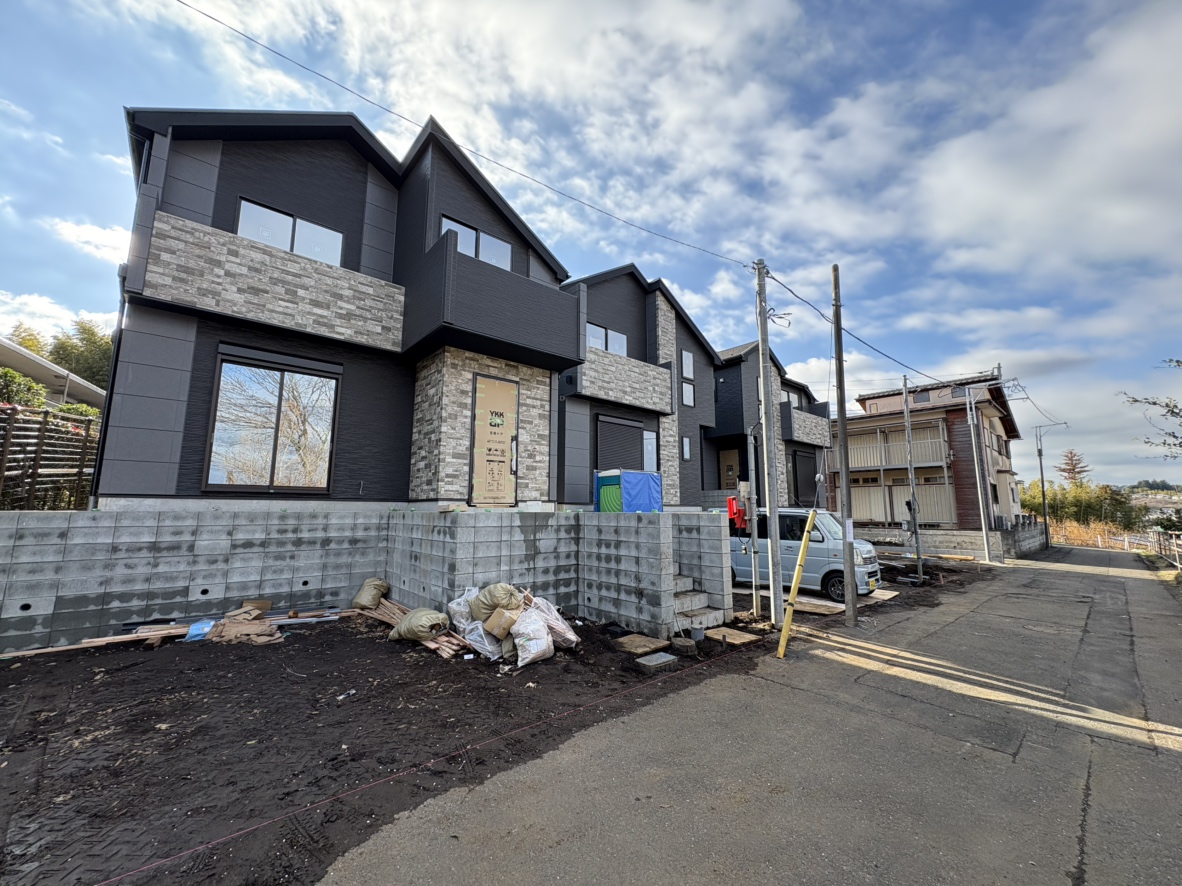 東京都稲城市平尾２丁目