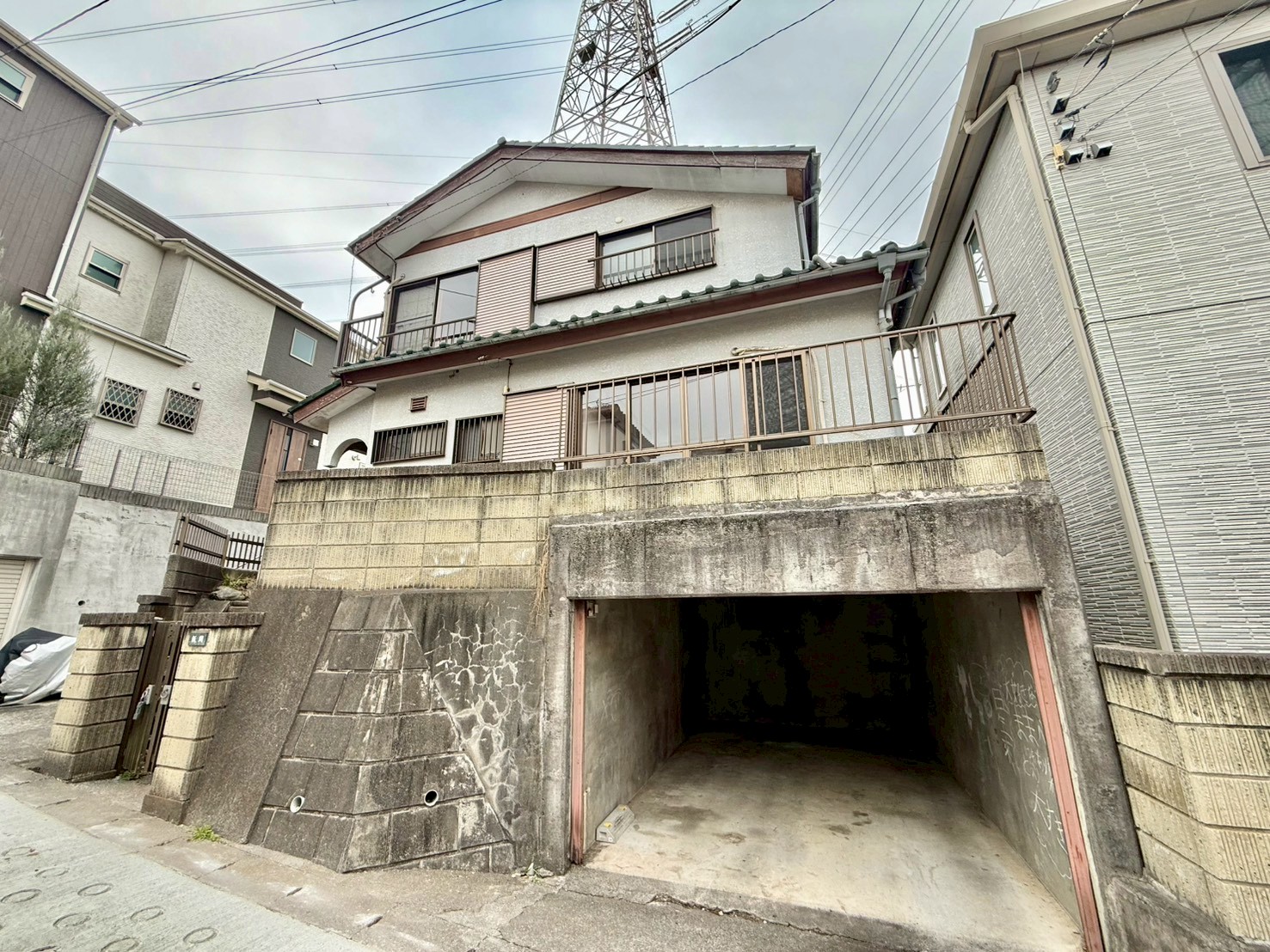 神奈川県横浜市瀬谷区阿久和 東２丁目