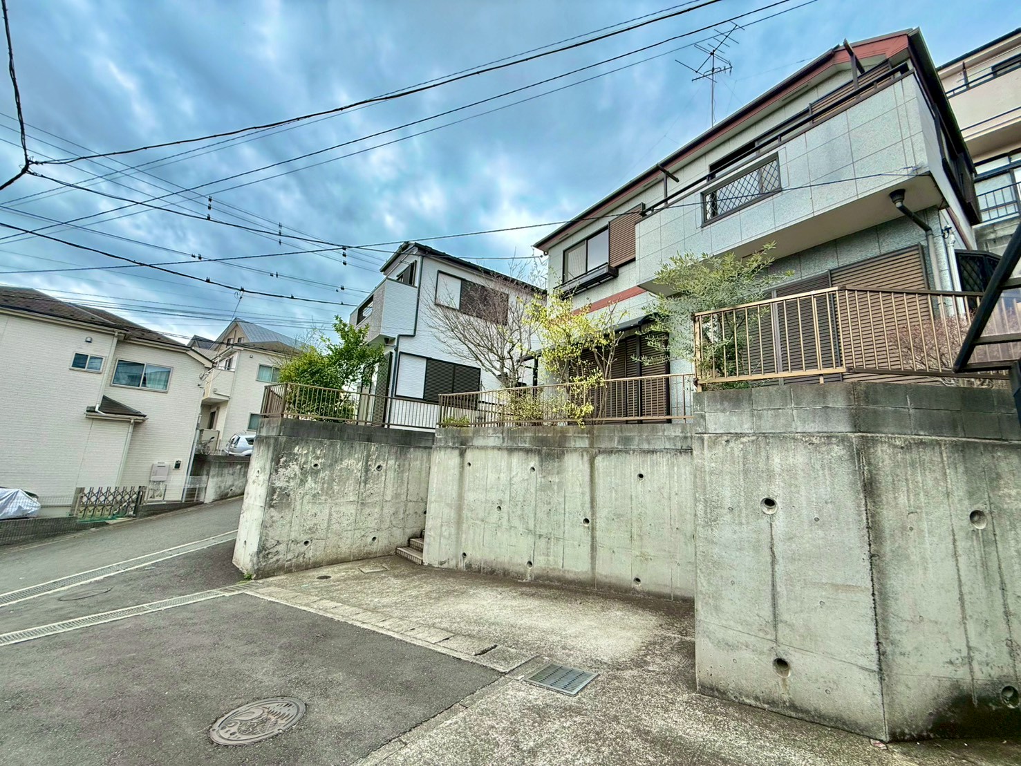 神奈川県海老名市望地２丁目