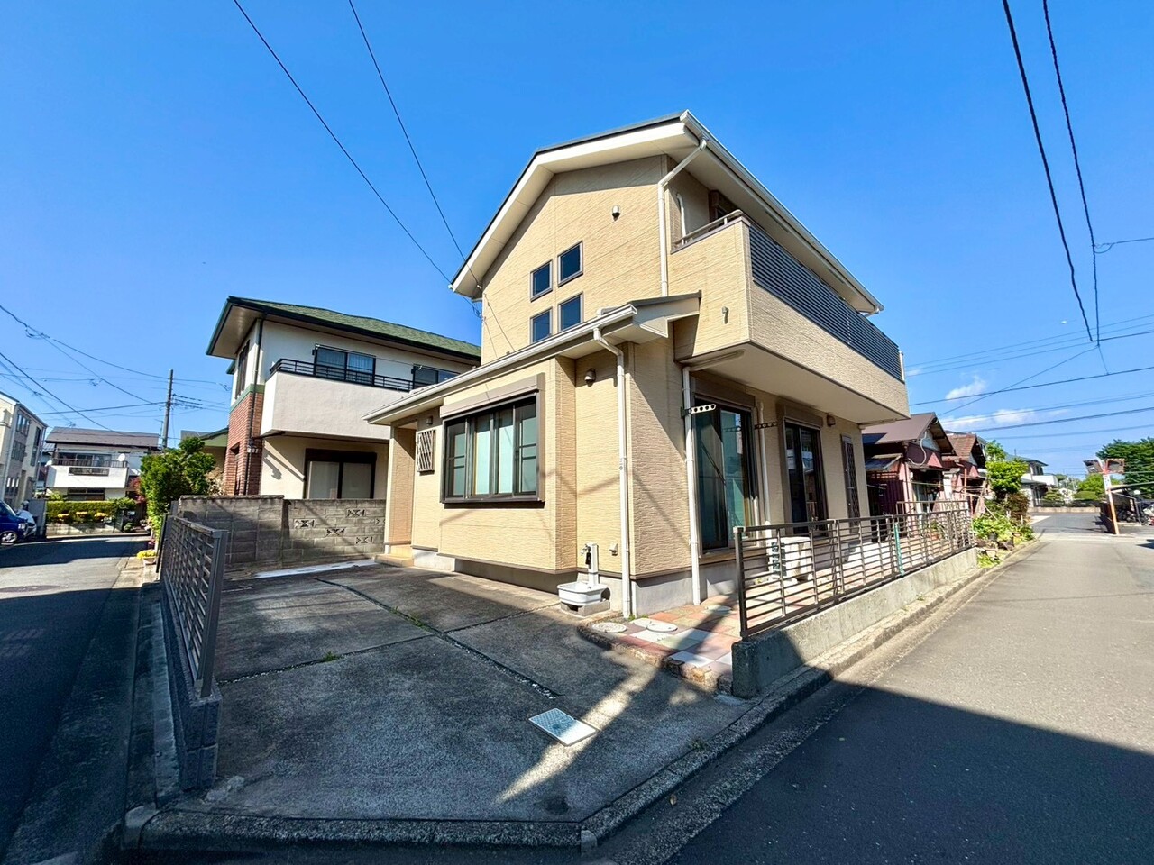 神奈川県海老名市中新田２丁目