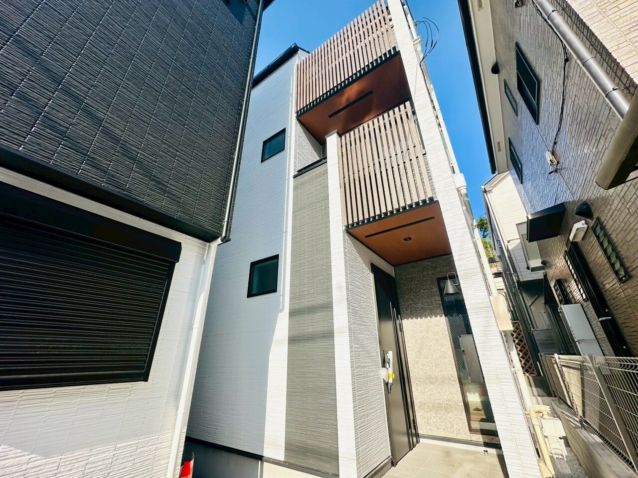 神奈川県横浜市西区久保町