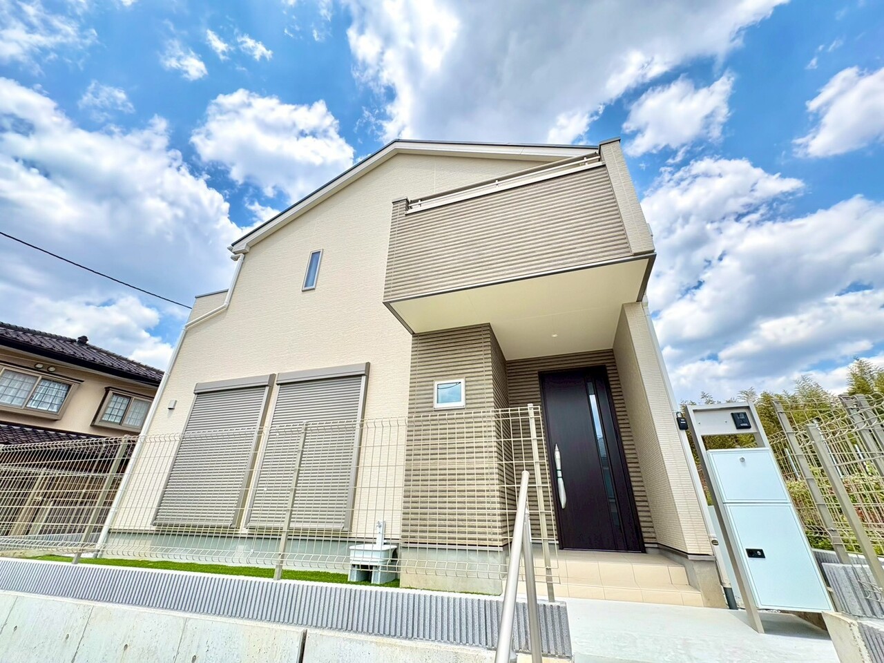 神奈川県綾瀬市早川