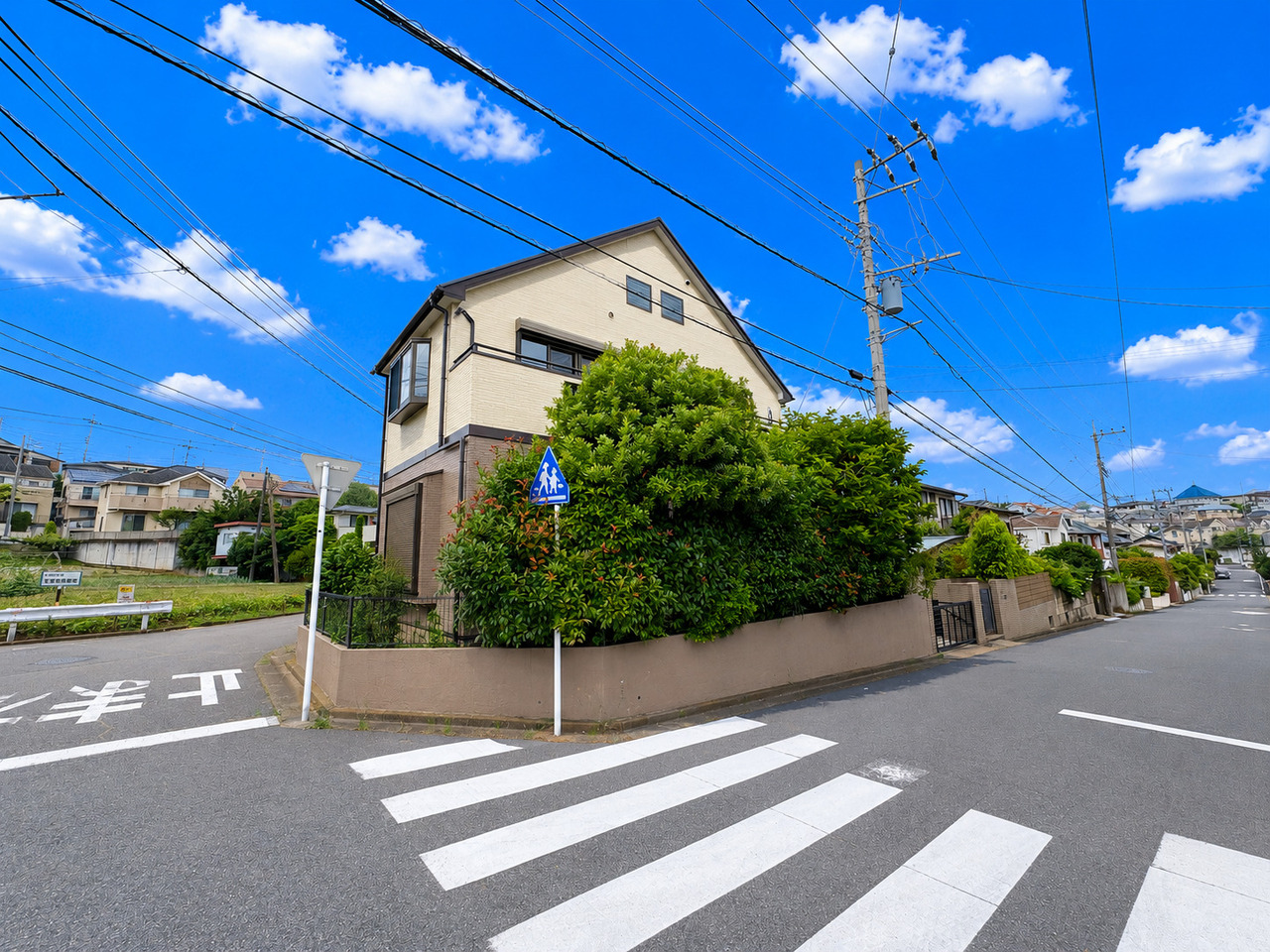 神奈川県川崎市麻生区東百合丘２丁目