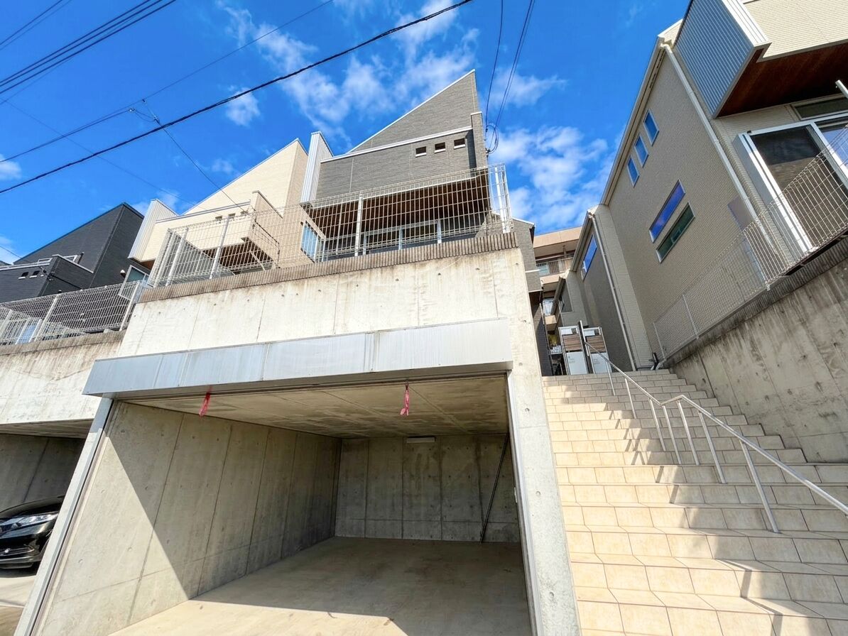 東京都町田市玉川学園８丁目