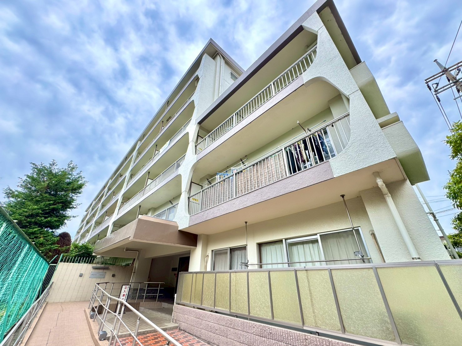 サニーハイツ向ヶ丘