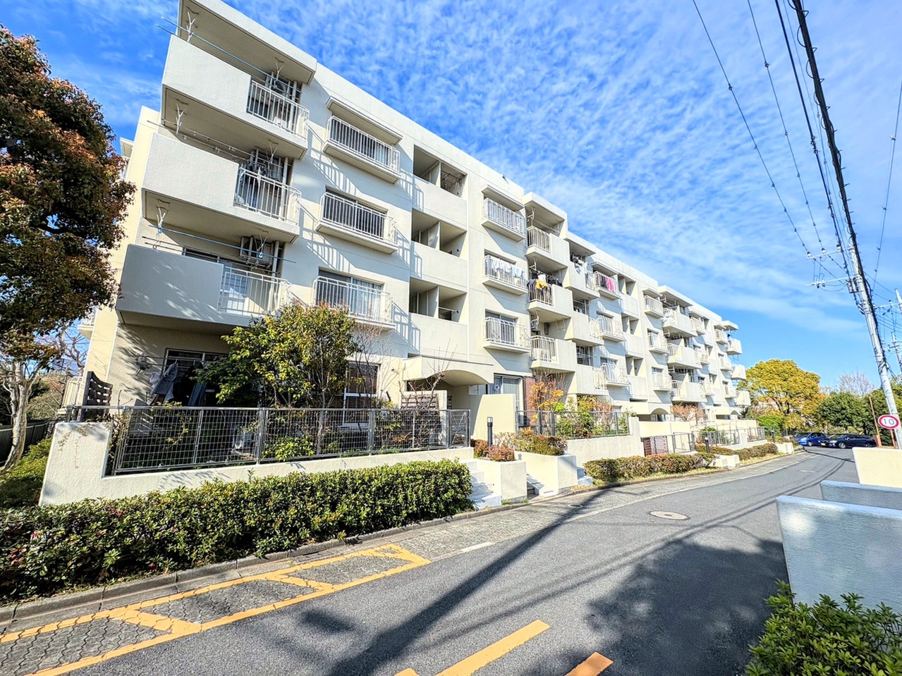 タウンハウス鶴牧4-1-1