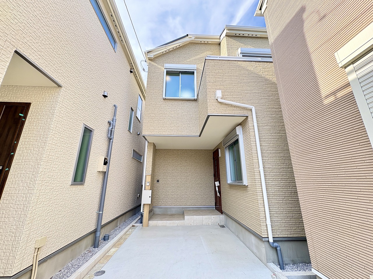 東京都板橋区東新町２丁目