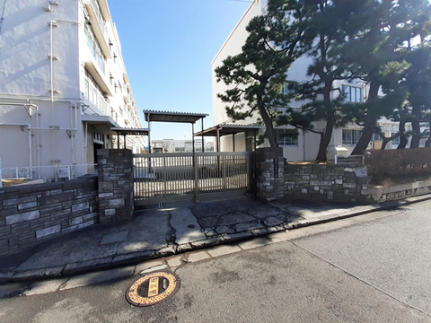 横浜市立新田中学校(徒歩3分)