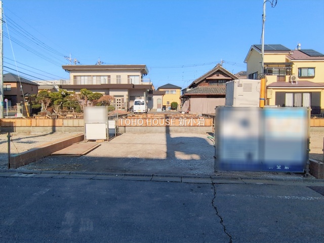 埼玉県八潮市緑町３丁目