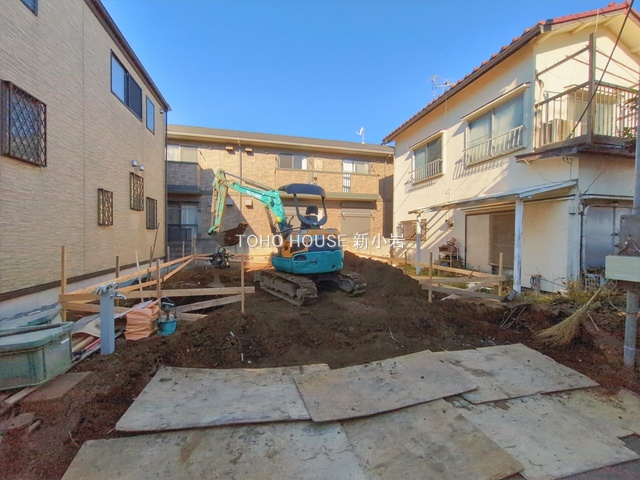 千葉県市川市曽谷４丁目