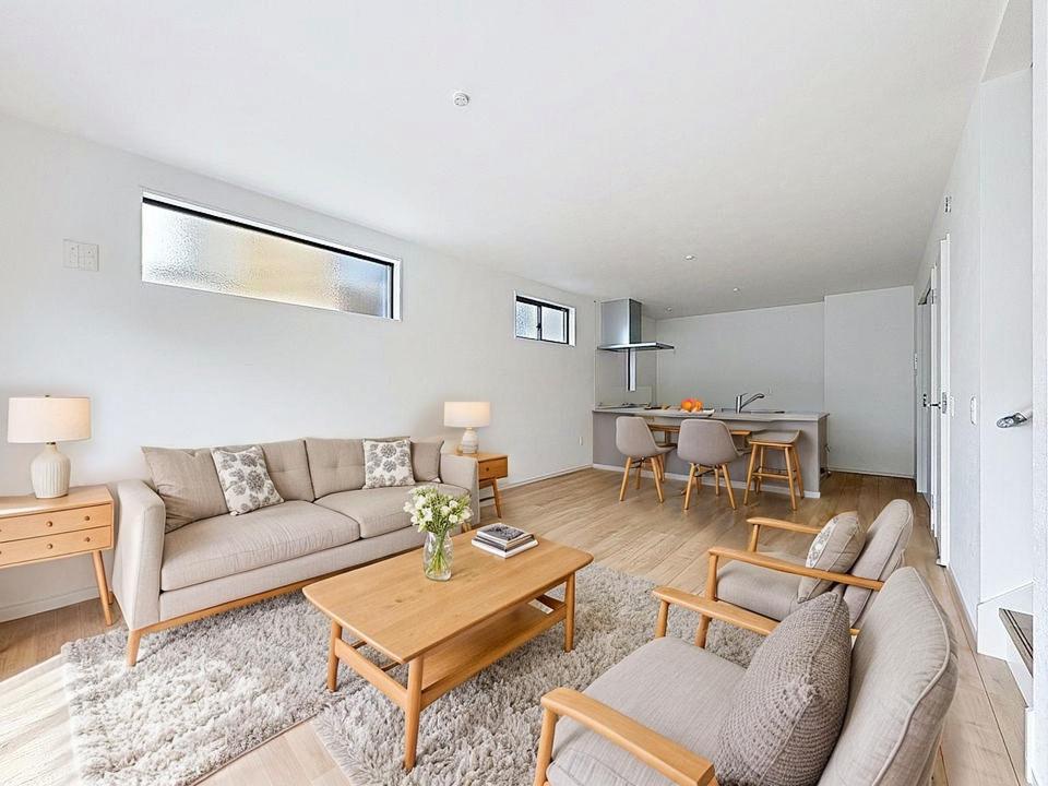 千葉県千葉市稲毛区小仲台９丁目