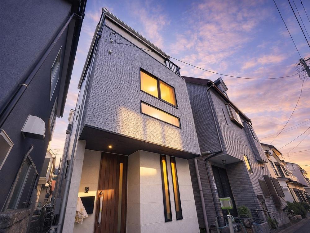 千葉県市川市南八幡２丁目