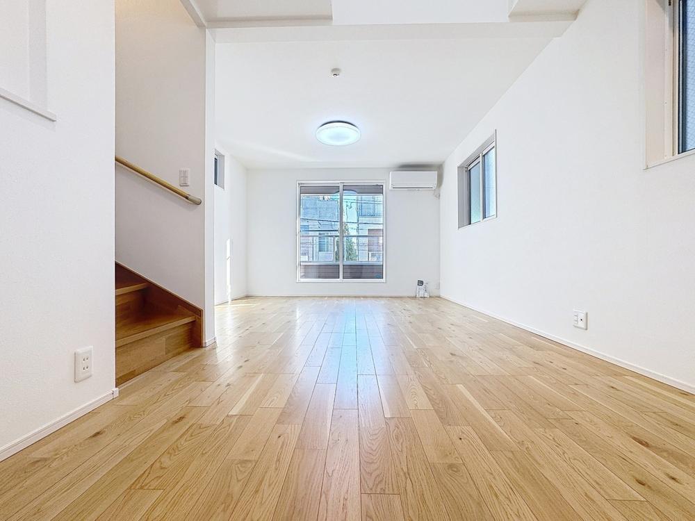 東京都足立区青井５丁目