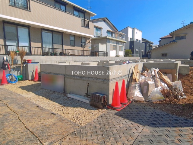 千葉県松戸市小金原７丁目