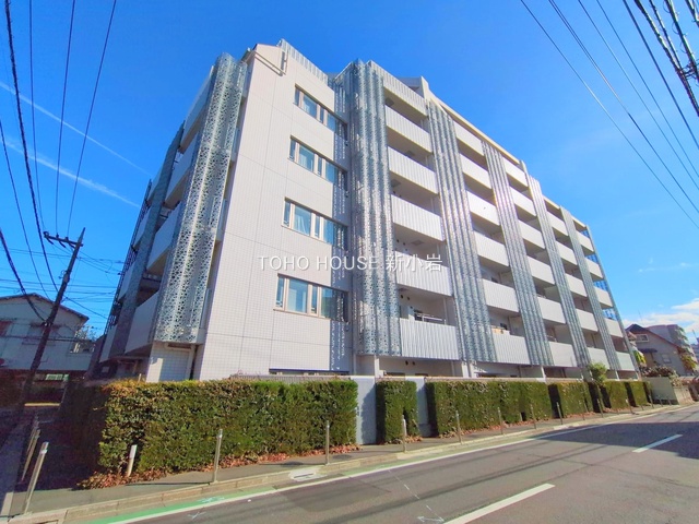 東京都足立区足立４丁目