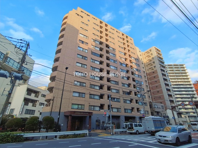 東京都荒川区荒川１丁目