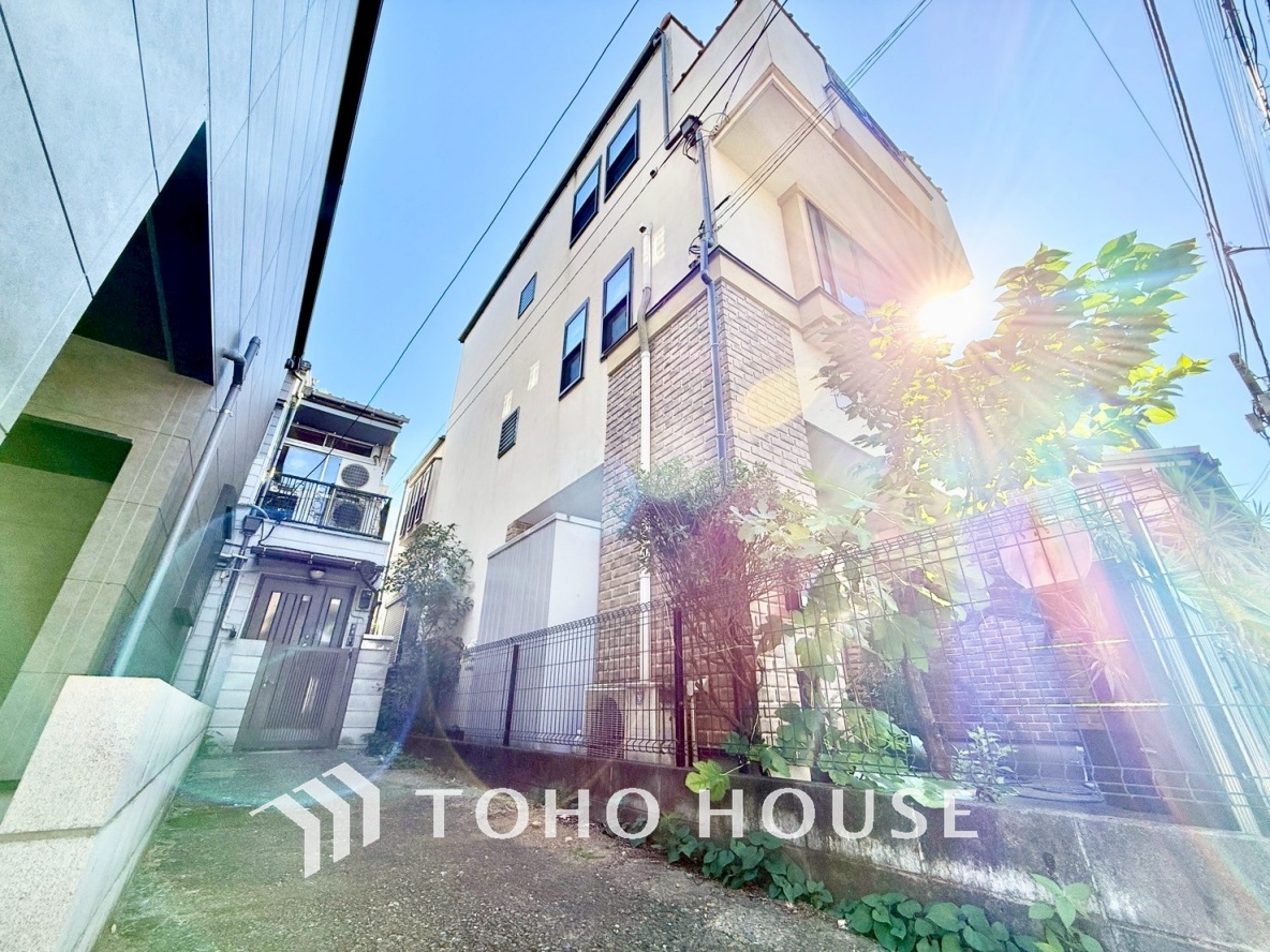 東京都新宿区弁天町