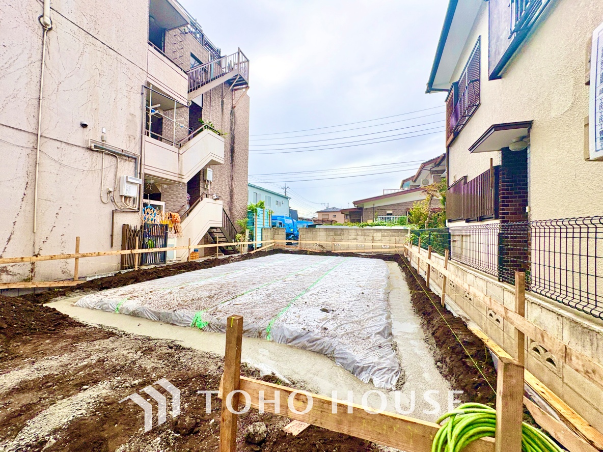 東京都三鷹市上連雀9丁目