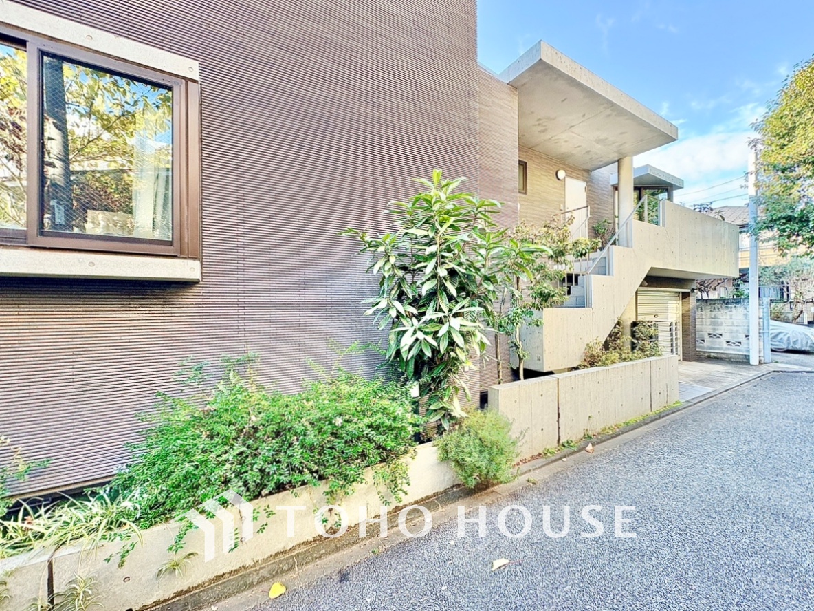 東京都新宿区西落合１丁目