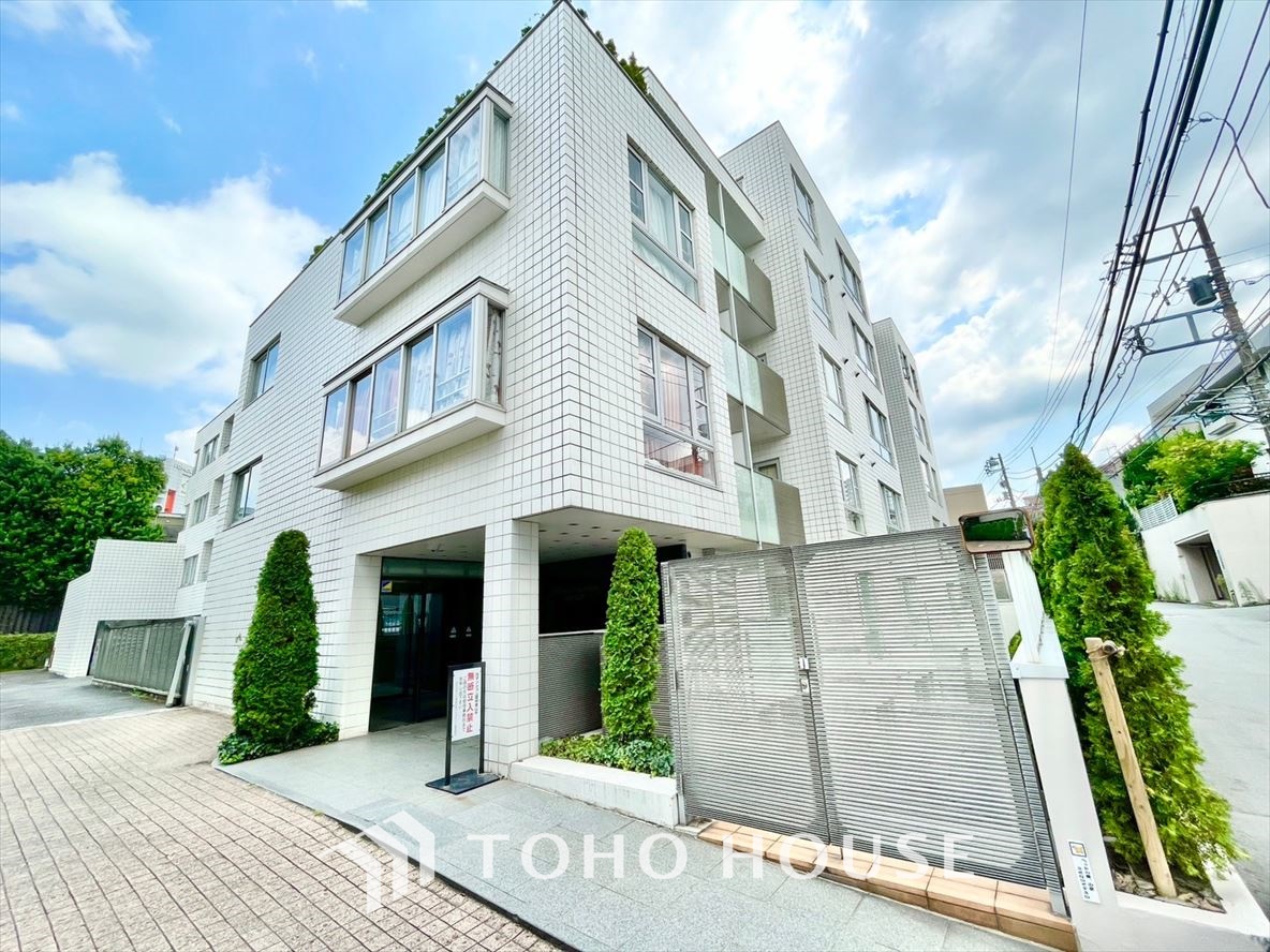 D'クラディア神宮外苑ハイヴァリー