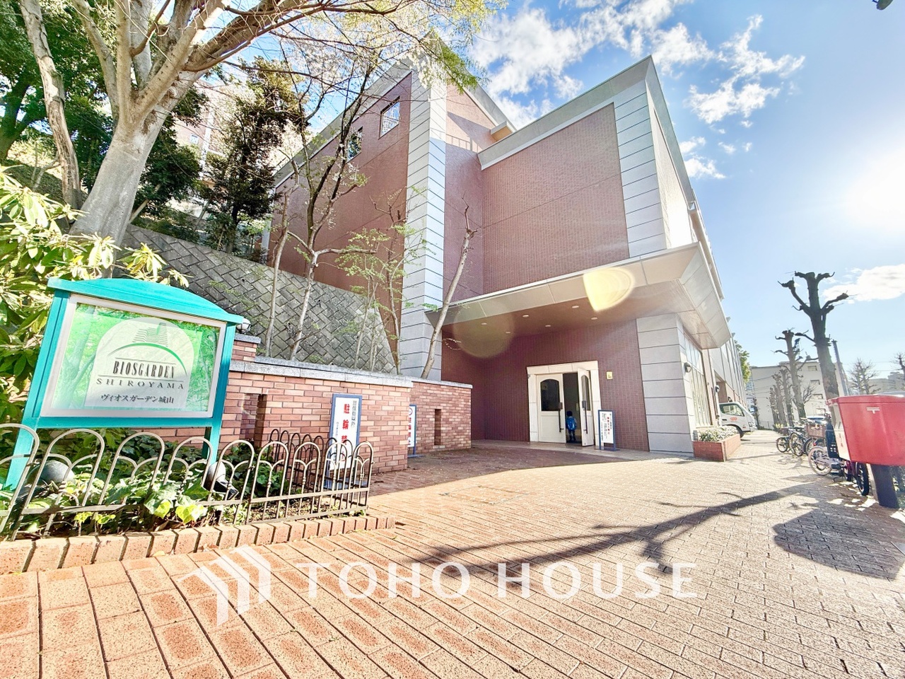 ヴィオスガーデン城山