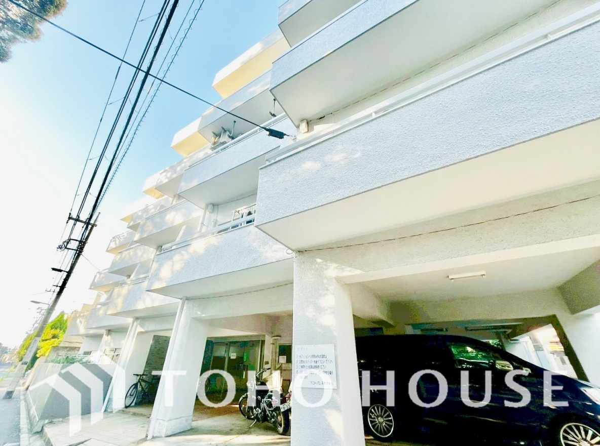 マコト・パレス