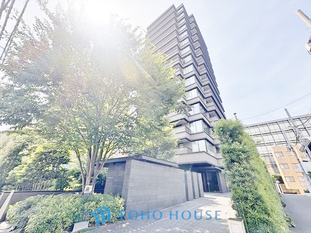 ブランズ六番町