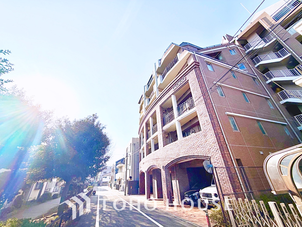 グローリオ三軒茶屋