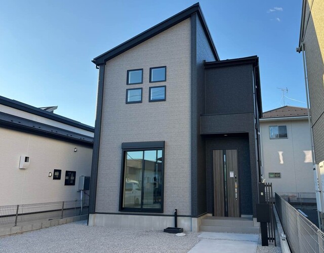 羽生市中岩瀬３棟の写真1