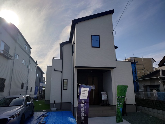 土佐市高岡町乙１棟の写真1