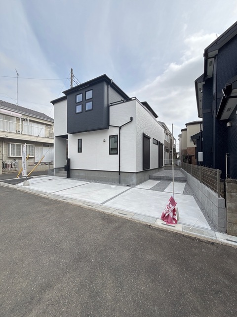 越谷市弥十郎１１期１棟の写真1