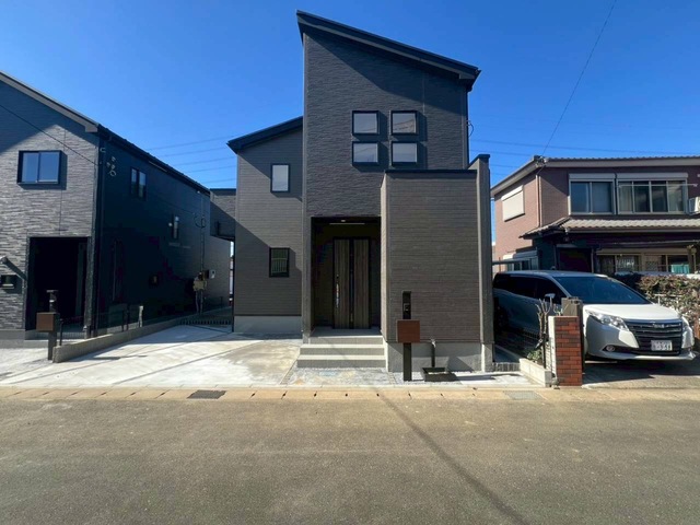 佐倉市石川４期２棟の写真1