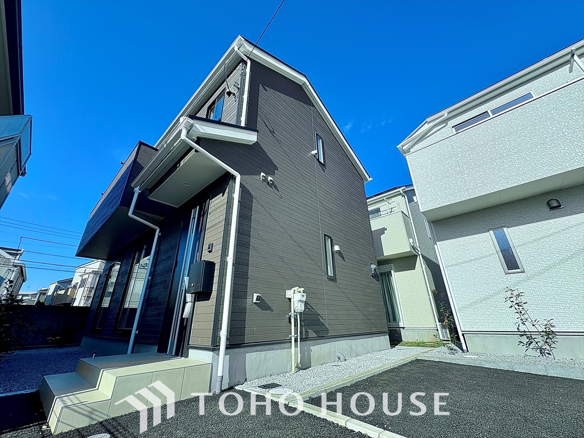 東京都三鷹市大沢５丁目