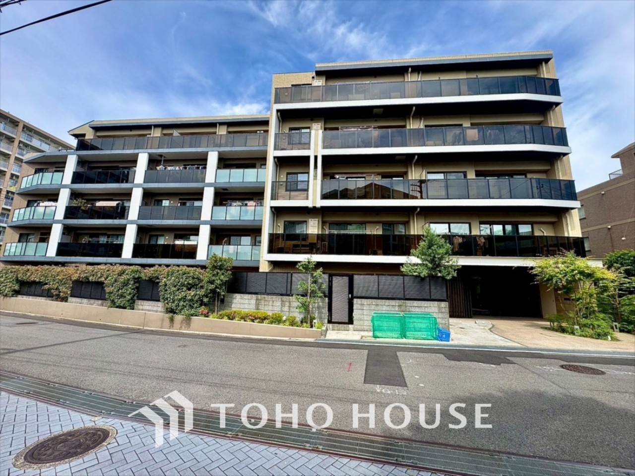 ラ・アトレレジデンス新百合ヶ丘