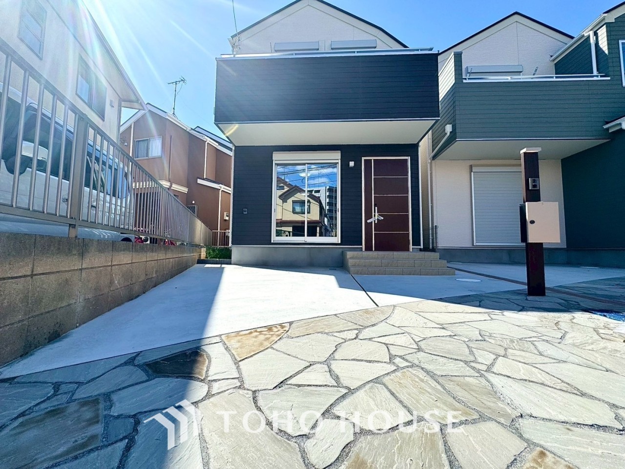 千葉県船橋市七林町