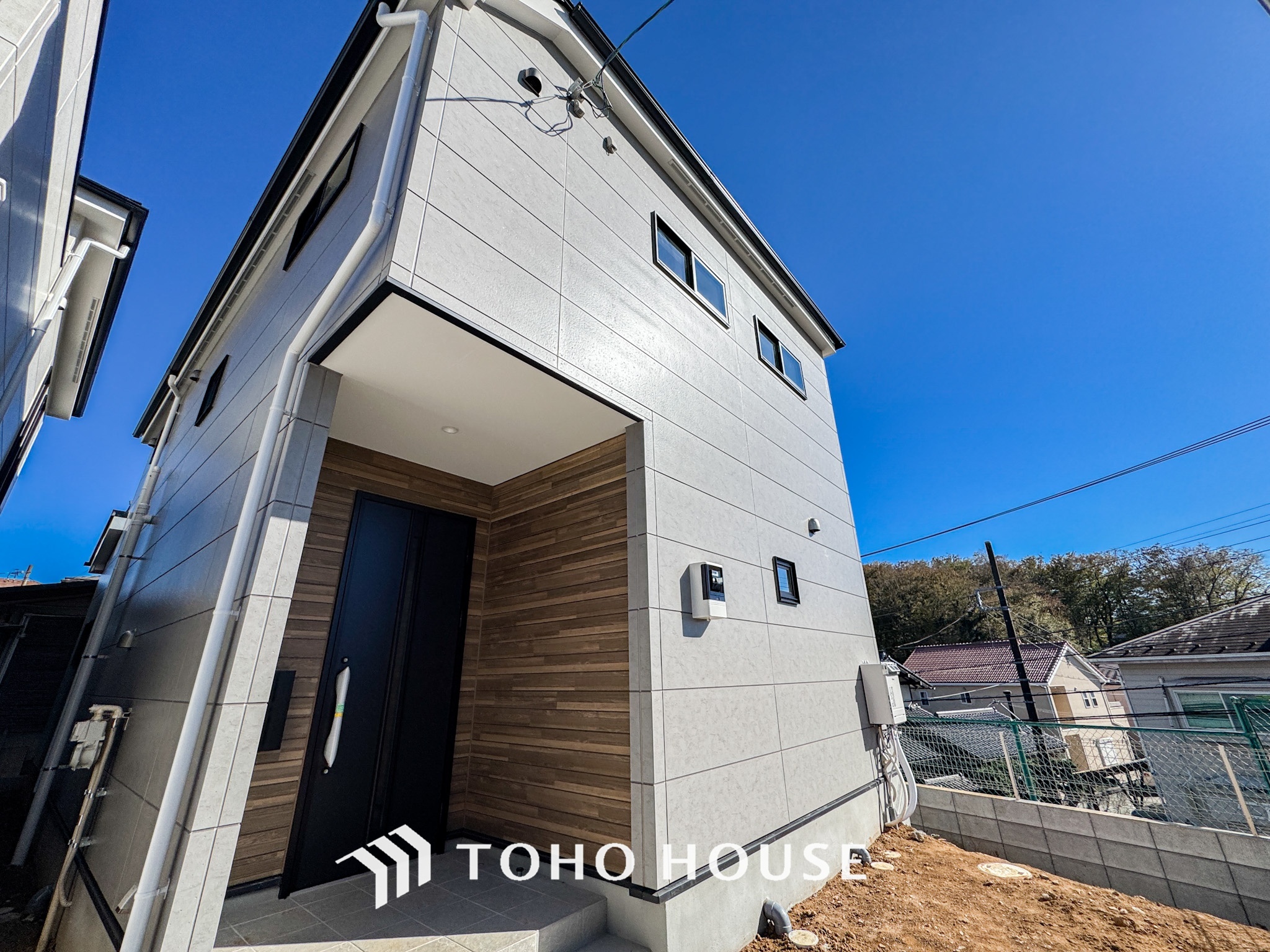 千葉県千葉市中央区仁戸名町