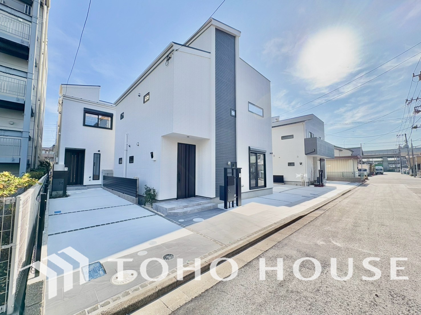 千葉県船橋市栄町１丁目