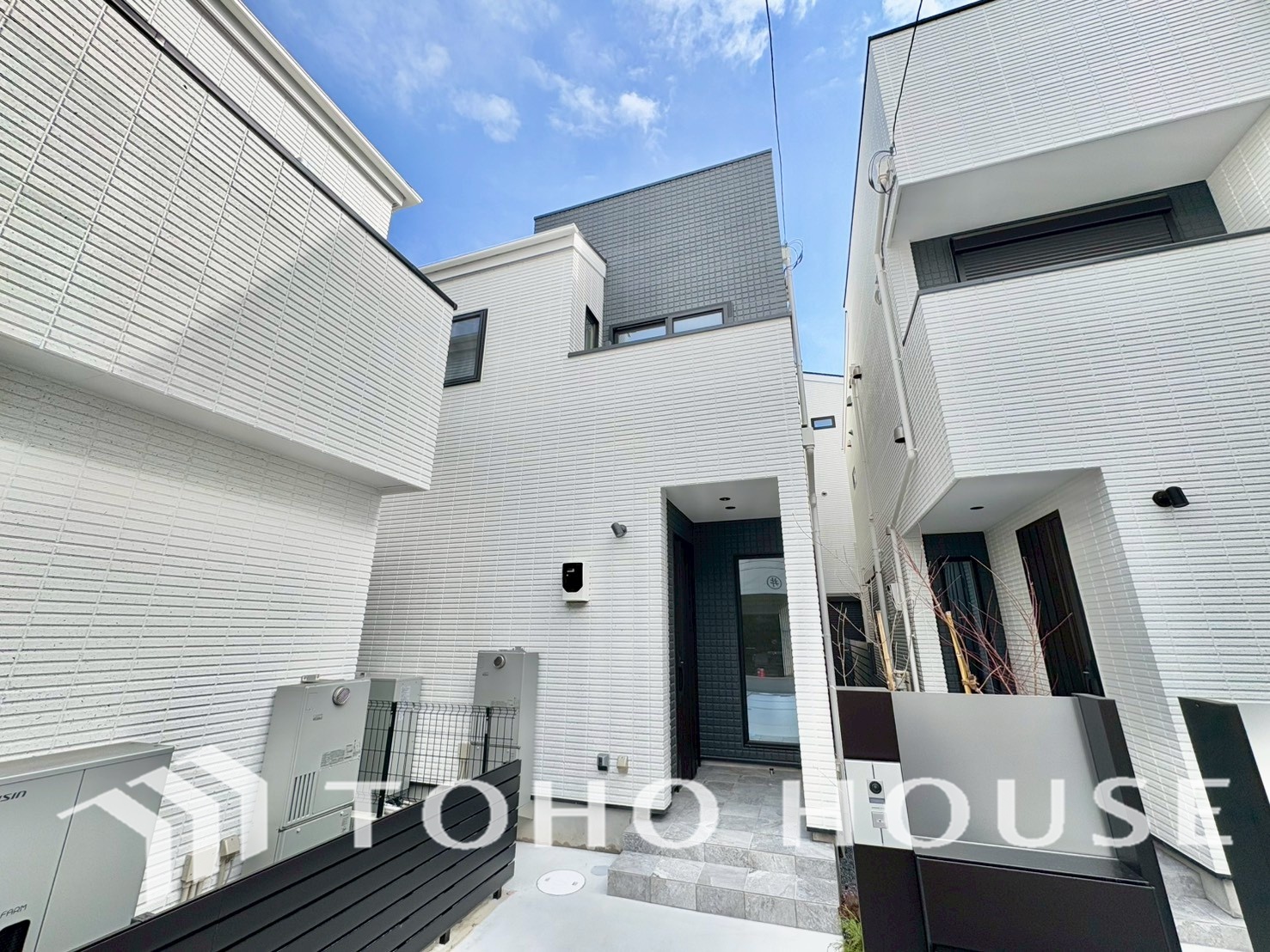 千葉県船橋市栄町１丁目