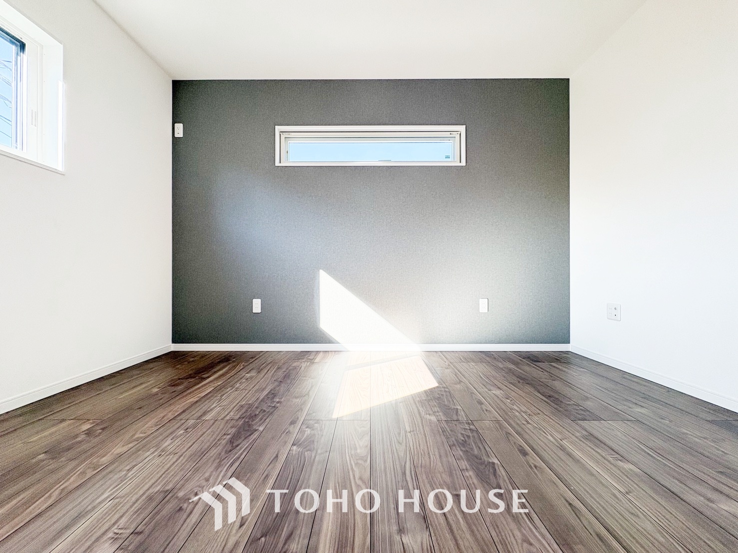 心と体をゆったりと安らげる主寝室。寝室のゆとりが大きい分だけ、暮らしの安らぎは深まります。