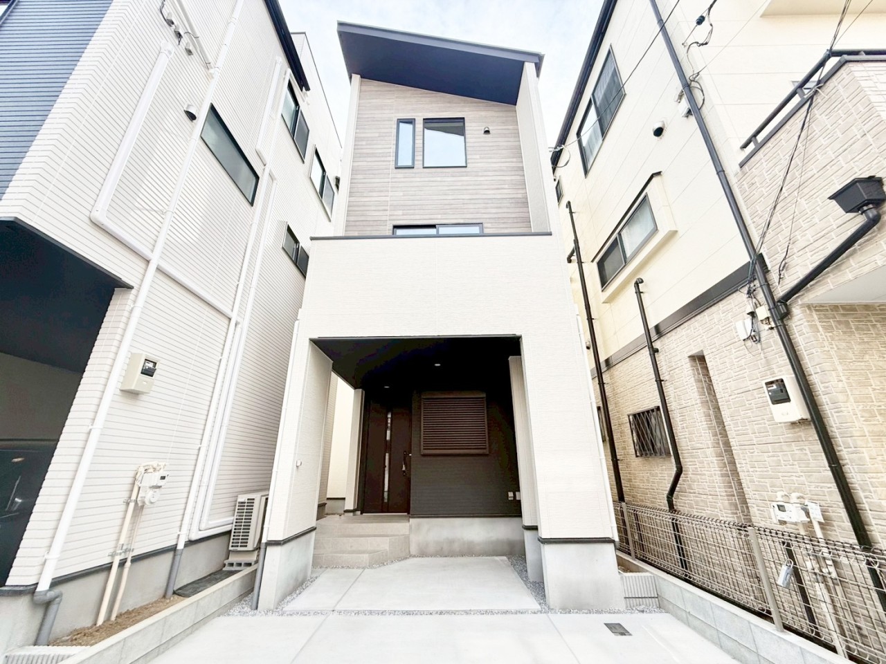 東京都荒川区東尾久２丁目