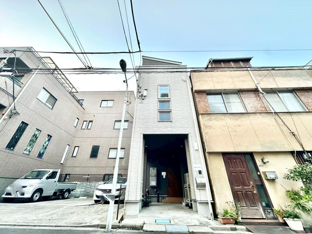 東京都台東区浅草４丁目