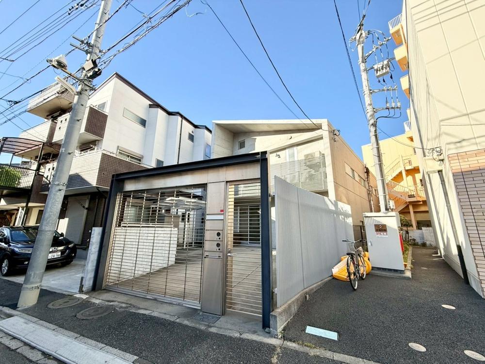 東京都足立区西保木間４丁目