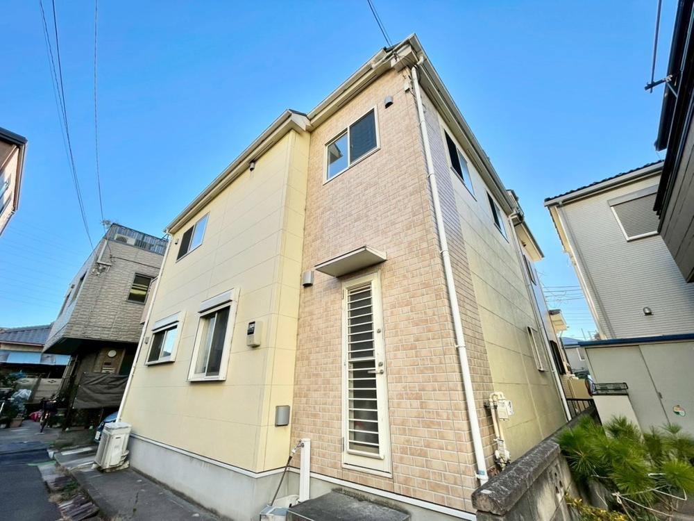 埼玉県三郷市谷口