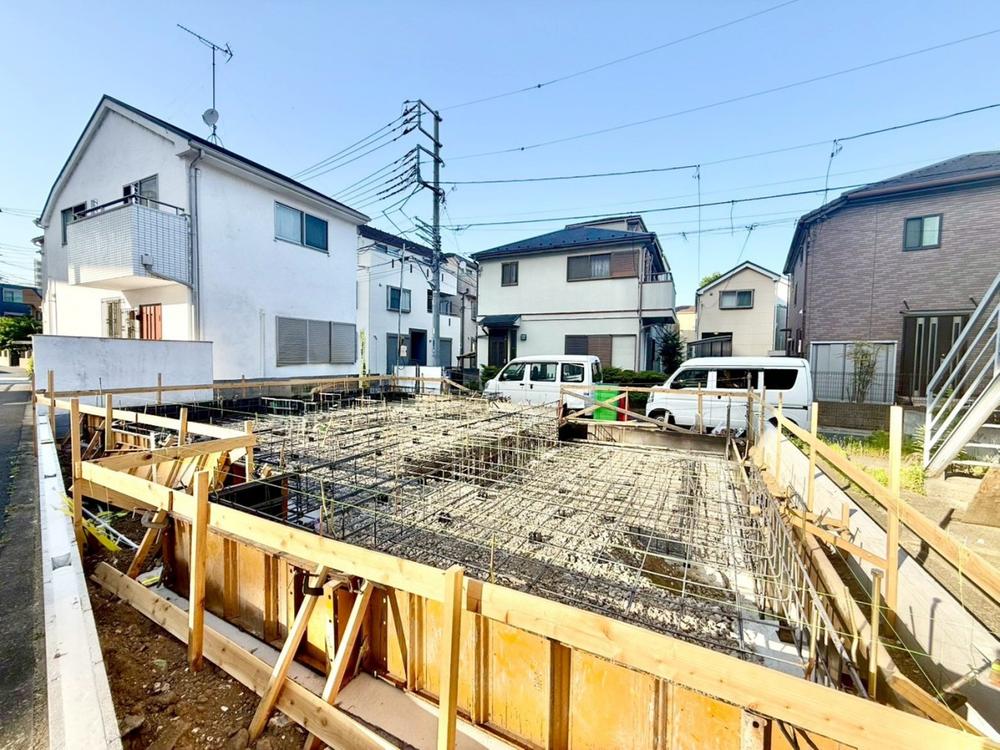 東京都足立区綾瀬１丁目